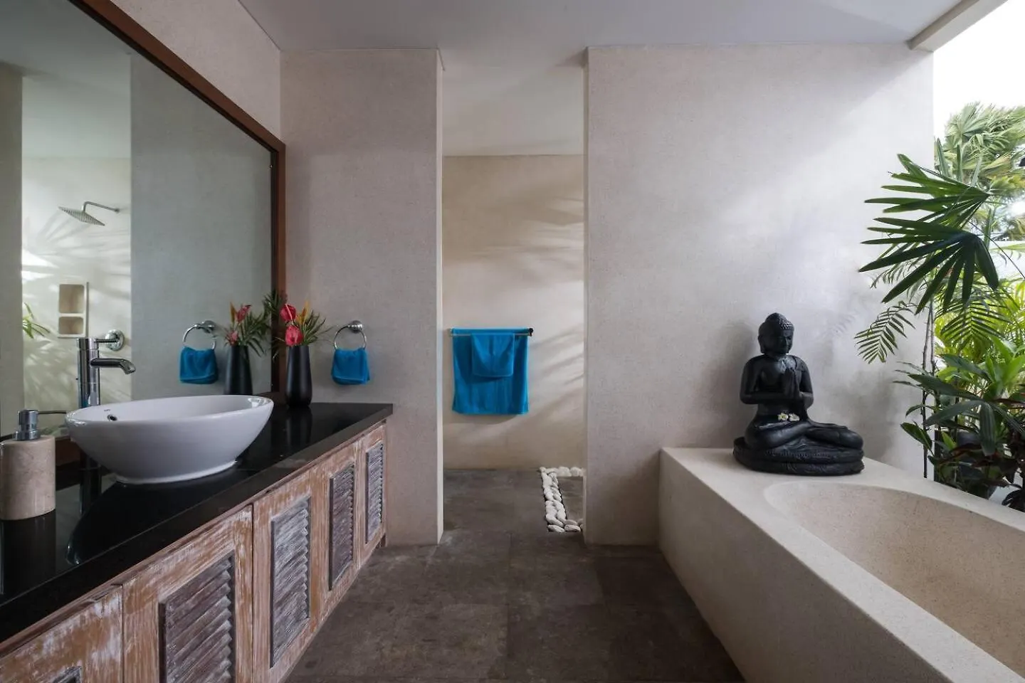 Classic Tropical Villa With Private Pool In Umalas Dalung