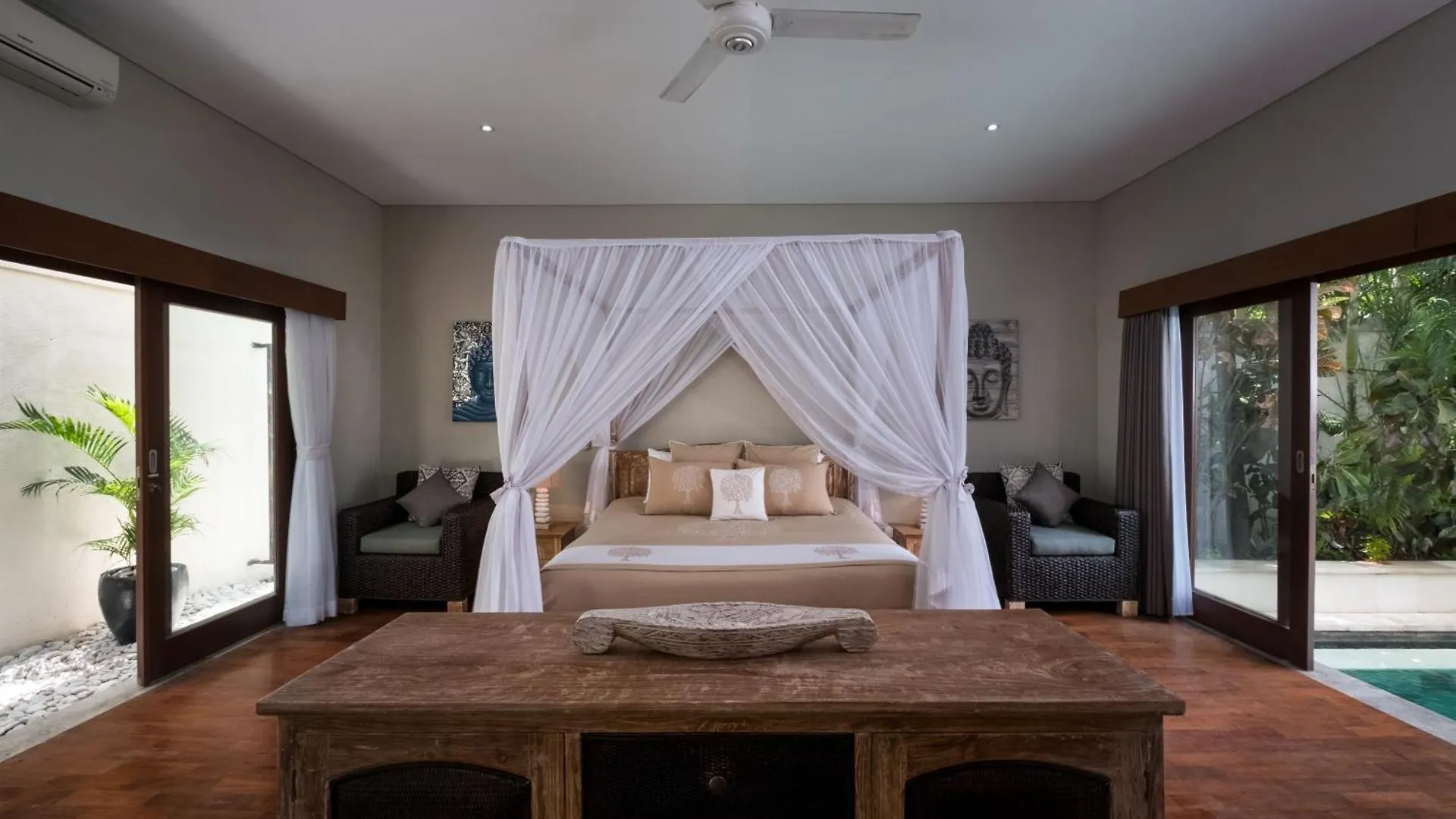 Classic Tropical Villa With Private Pool In Umalas Dalung  Indonesia